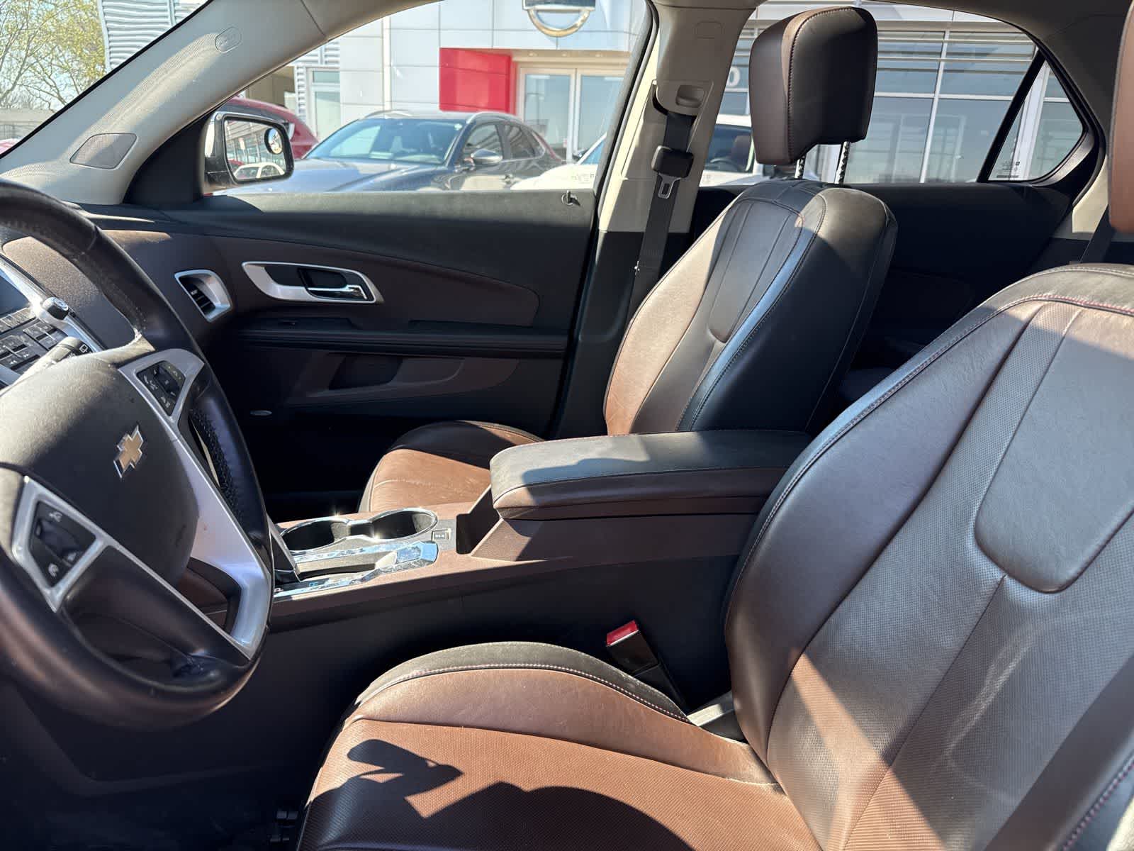 Thumbnail: 2011 Chevrolet Equinox - 14