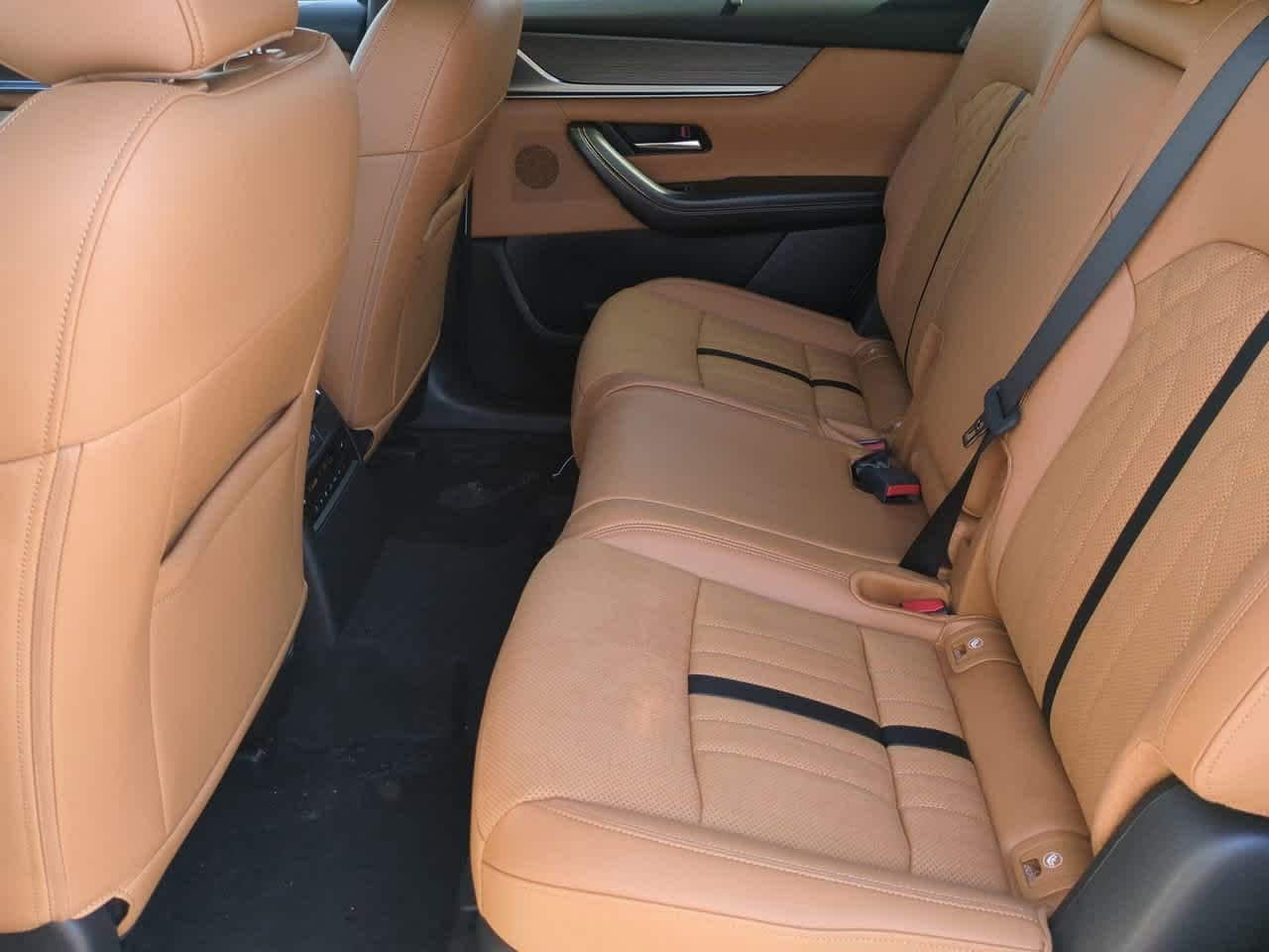 Thumbnail: 2025 Mazda CX-70 - 19