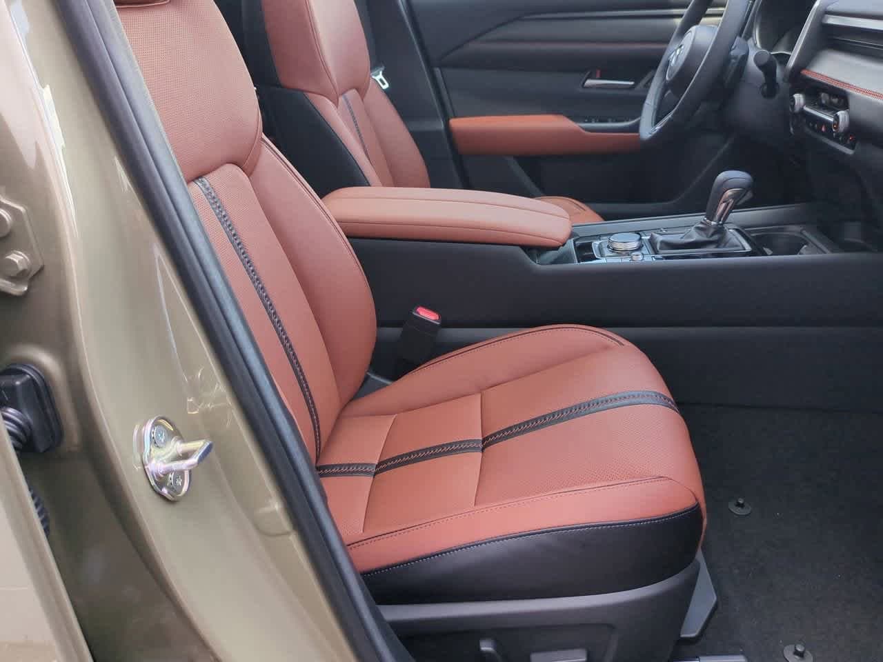 Thumbnail: 2025 Mazda CX-50 - 21