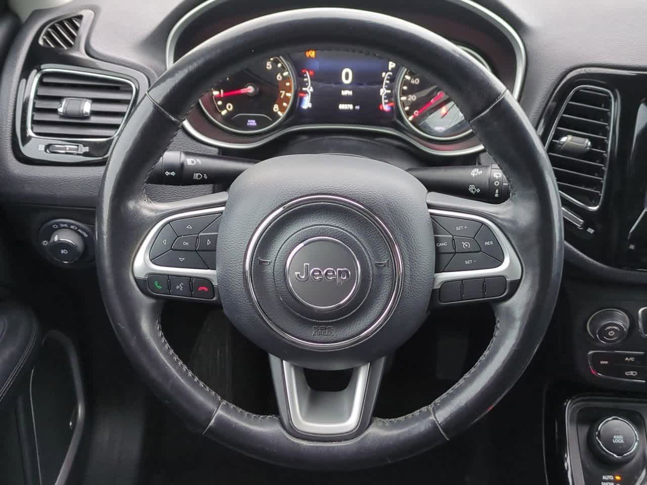 Thumbnail: 2020 Jeep Compass - 21