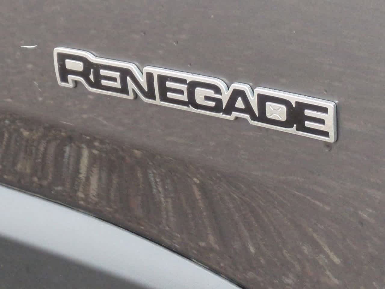 Thumbnail: 2017 Jeep Renegade - 12