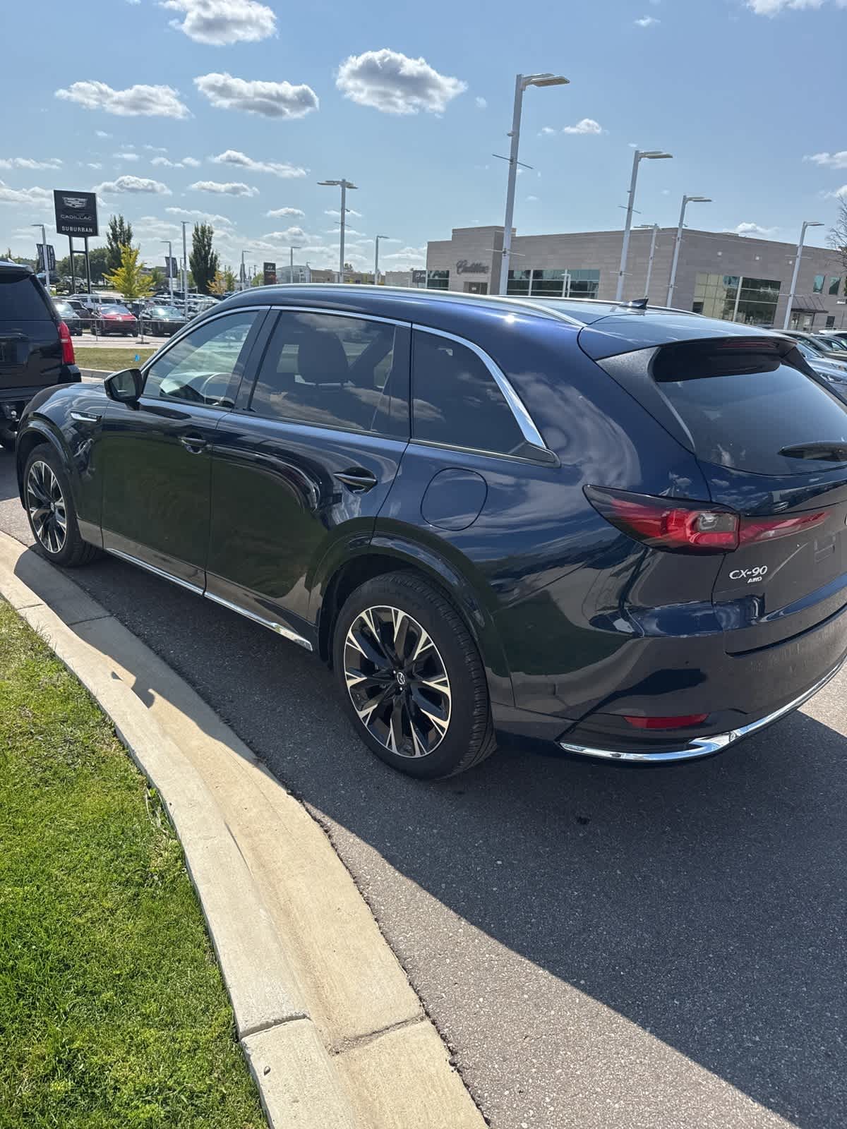 Thumbnail: 2025 Mazda CX-90 - 6