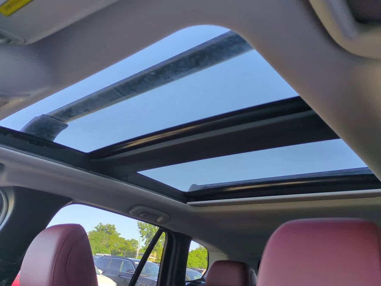 Thumbnail: 2025 Mazda CX-50 - 17