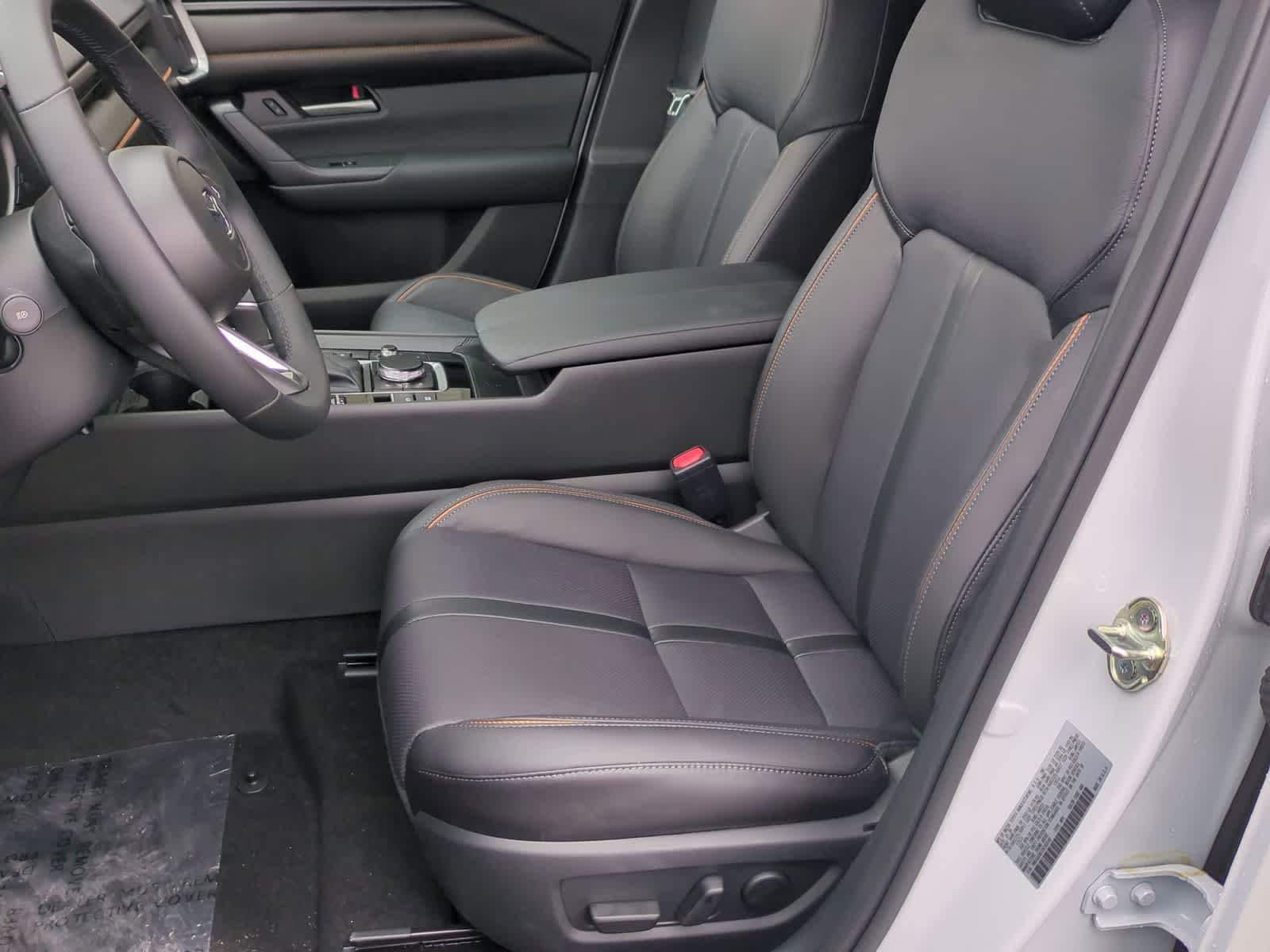 Thumbnail: 2026 Mazda CX-50 - 15