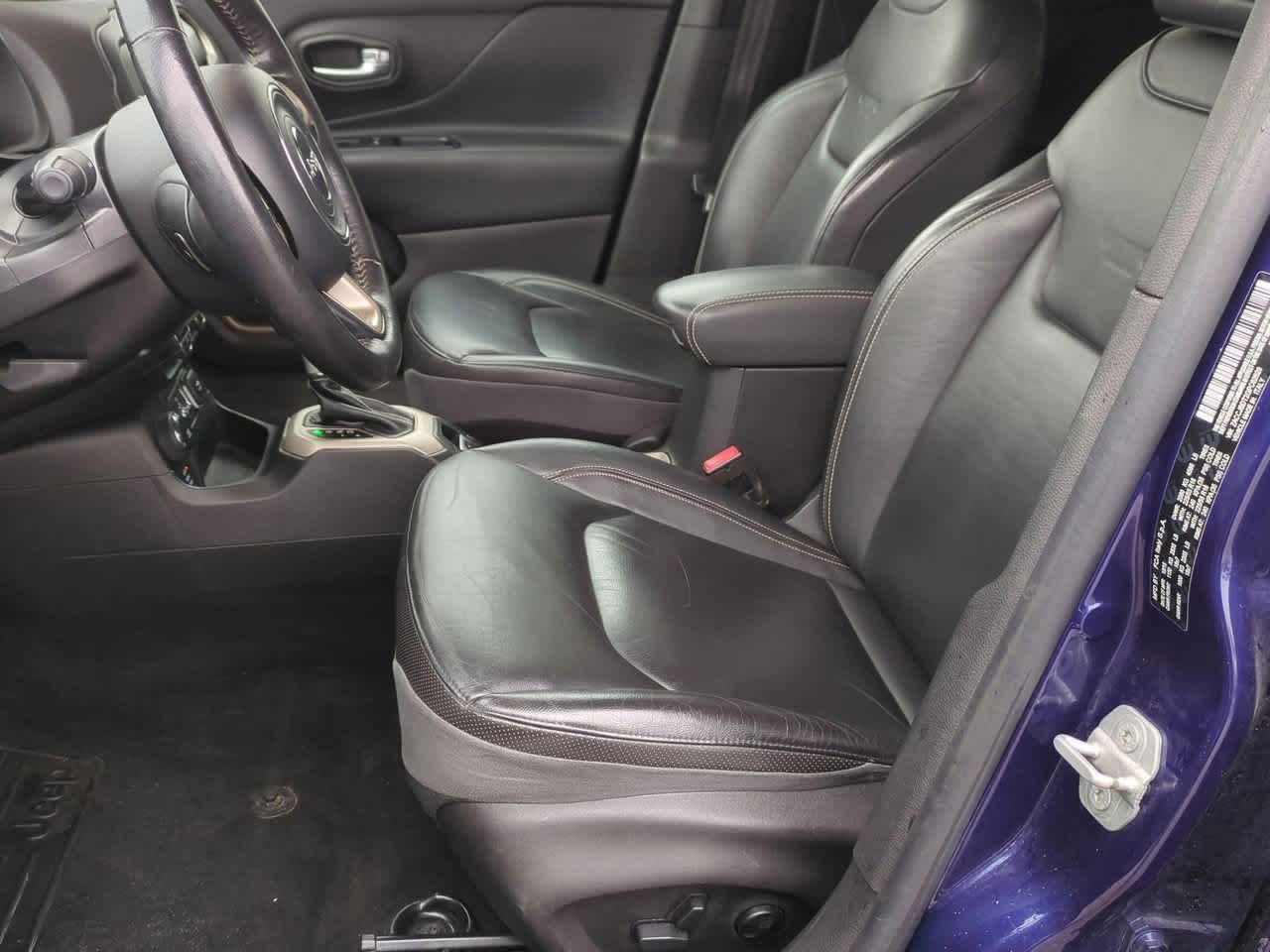 Thumbnail: 2016 Jeep Renegade - 15