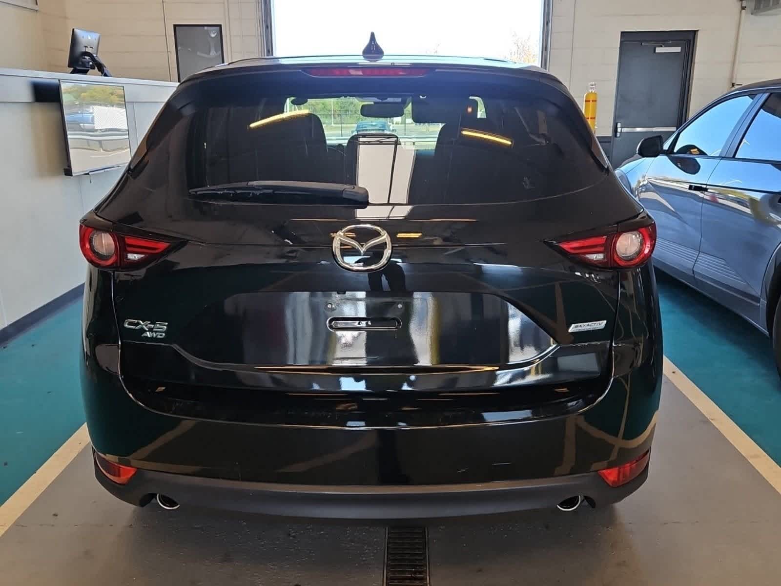 Thumbnail: 2017 Mazda CX-5 - 4