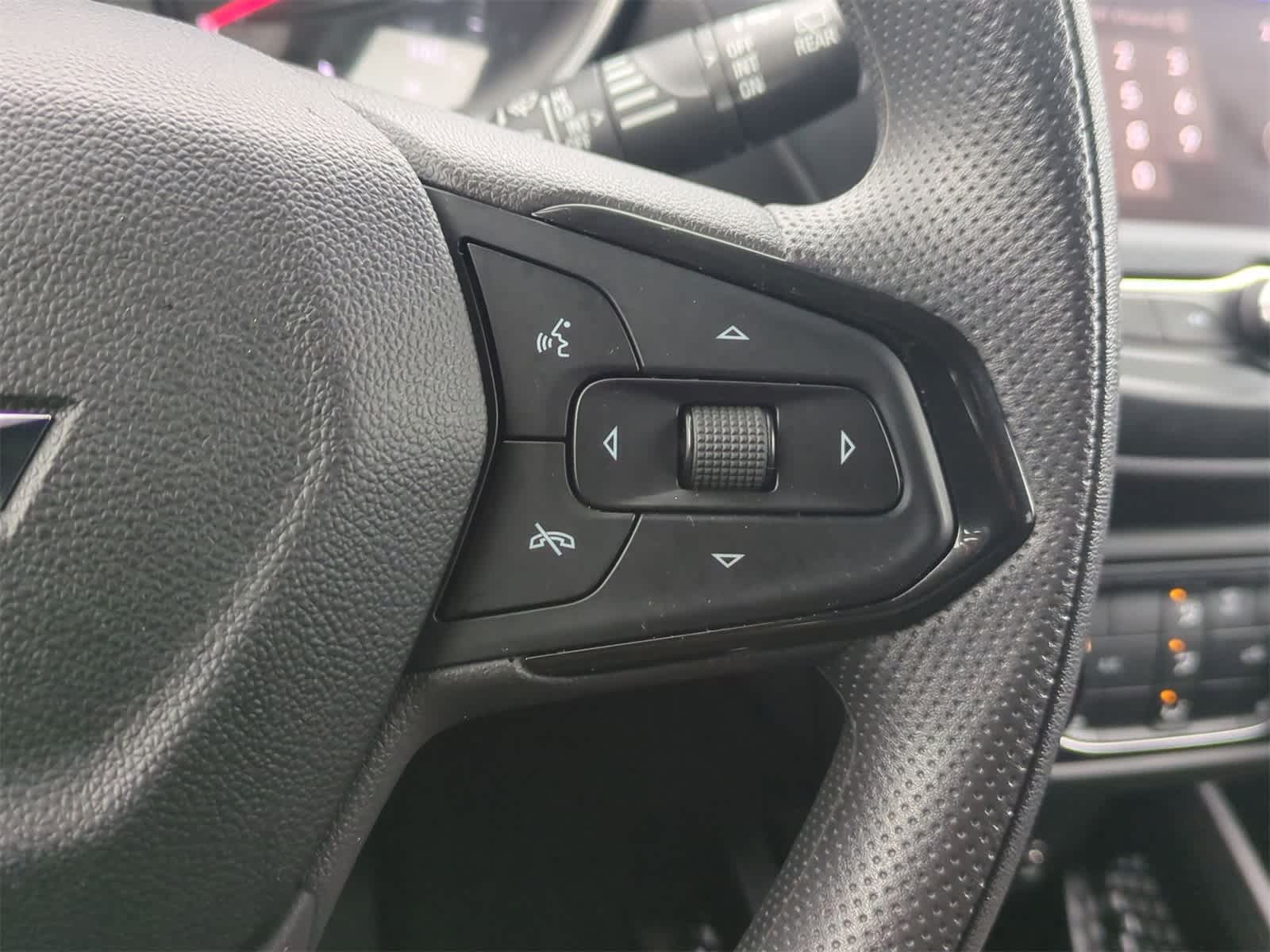 Thumbnail: 2022 Chevrolet TrailBlazer - 23