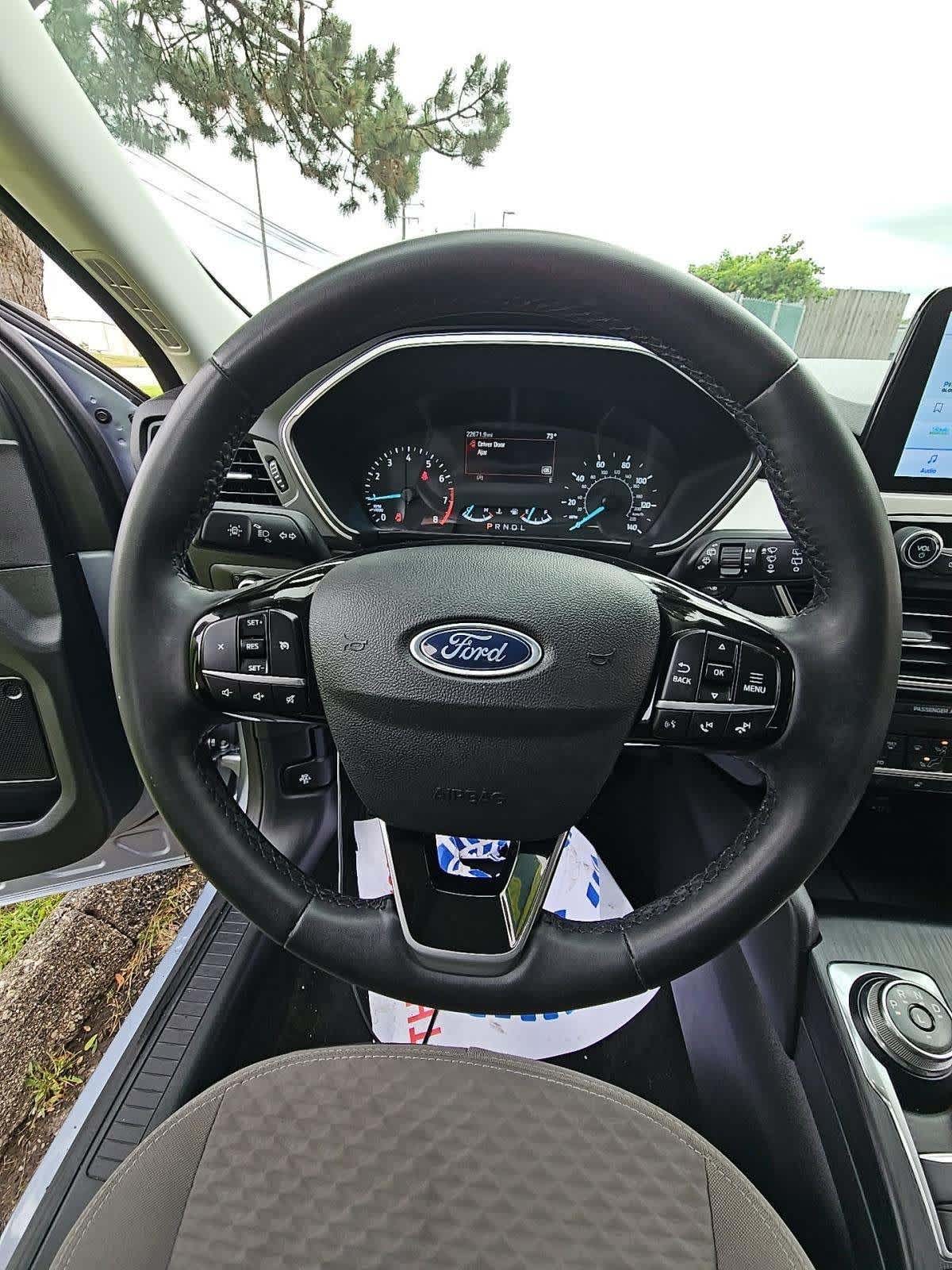 Thumbnail: 2022 Ford Escape - 15