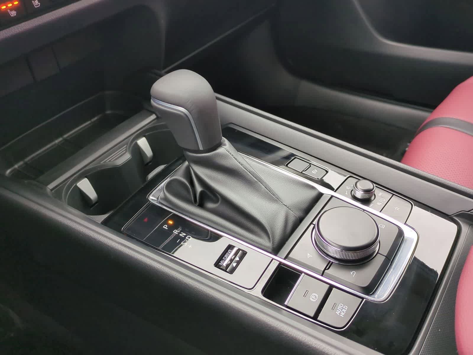 Thumbnail: 2026 Mazda CX-50 - 32