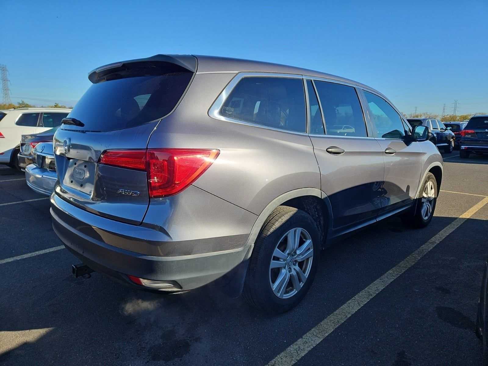 Thumbnail: 2016 Honda Pilot - 5