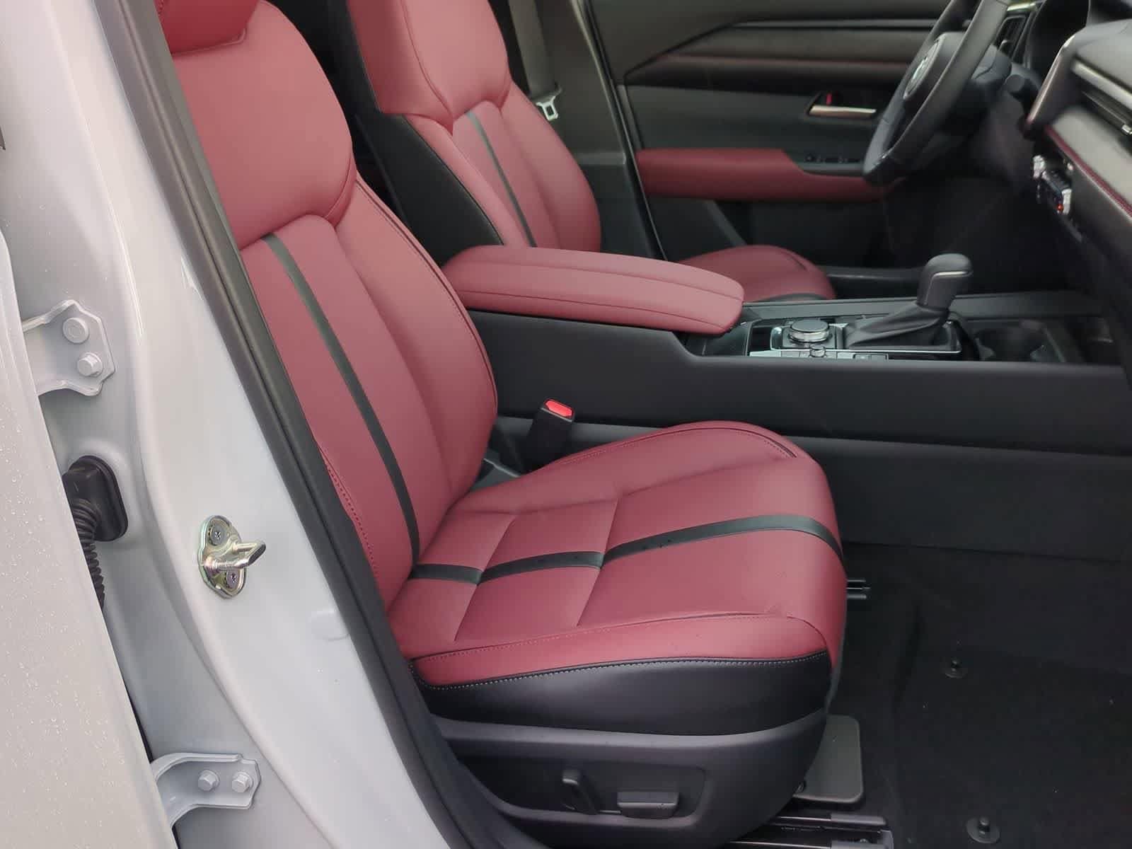 Thumbnail: 2026 Mazda CX-50 - 22