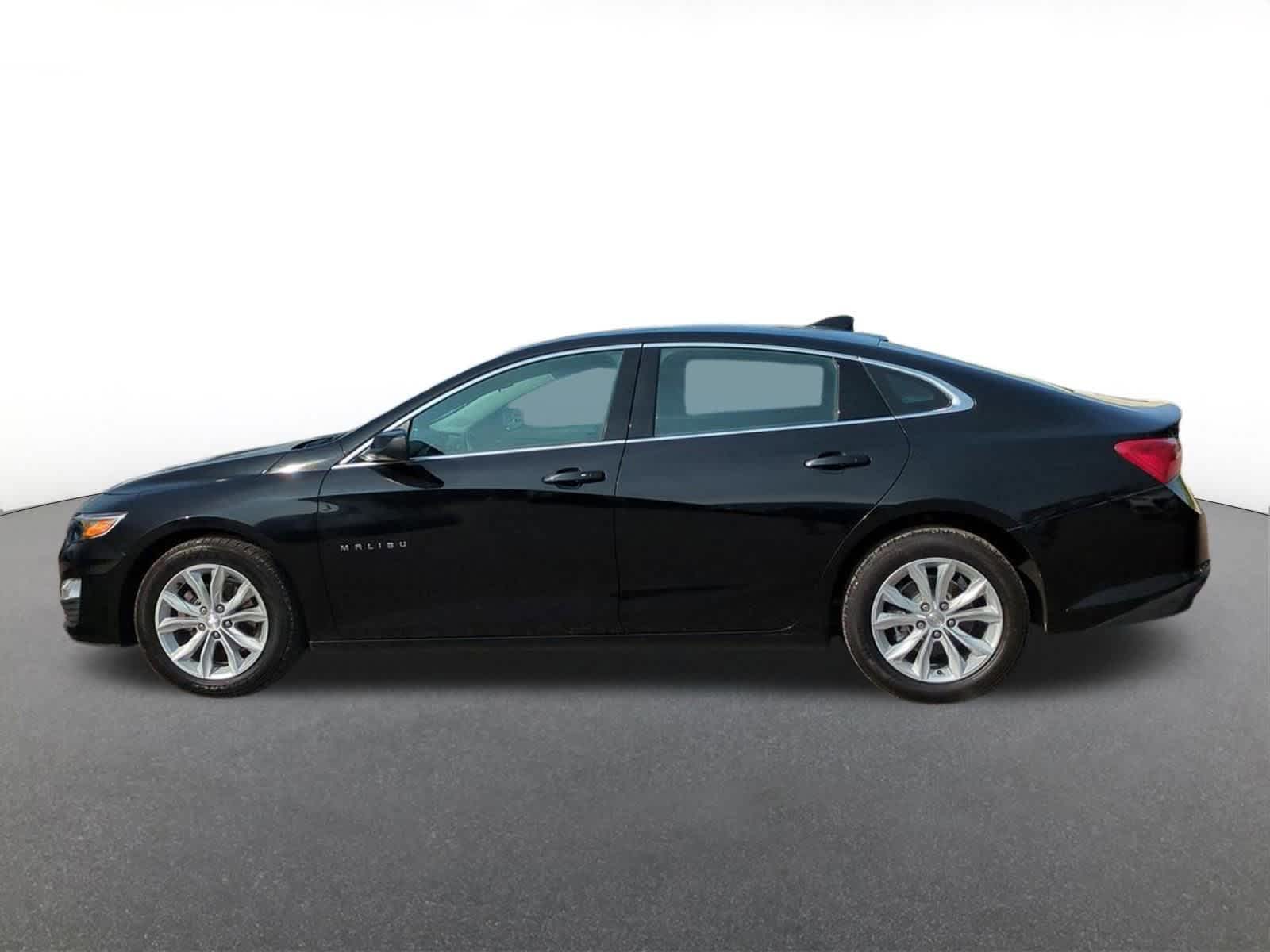 2024 Chevrolet Malibu 1LT photo 3