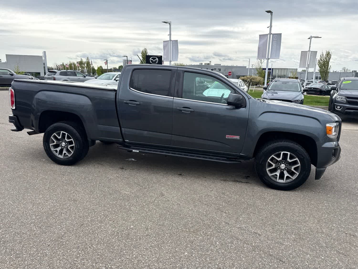 Thumbnail: 2016 GMC Canyon - 4