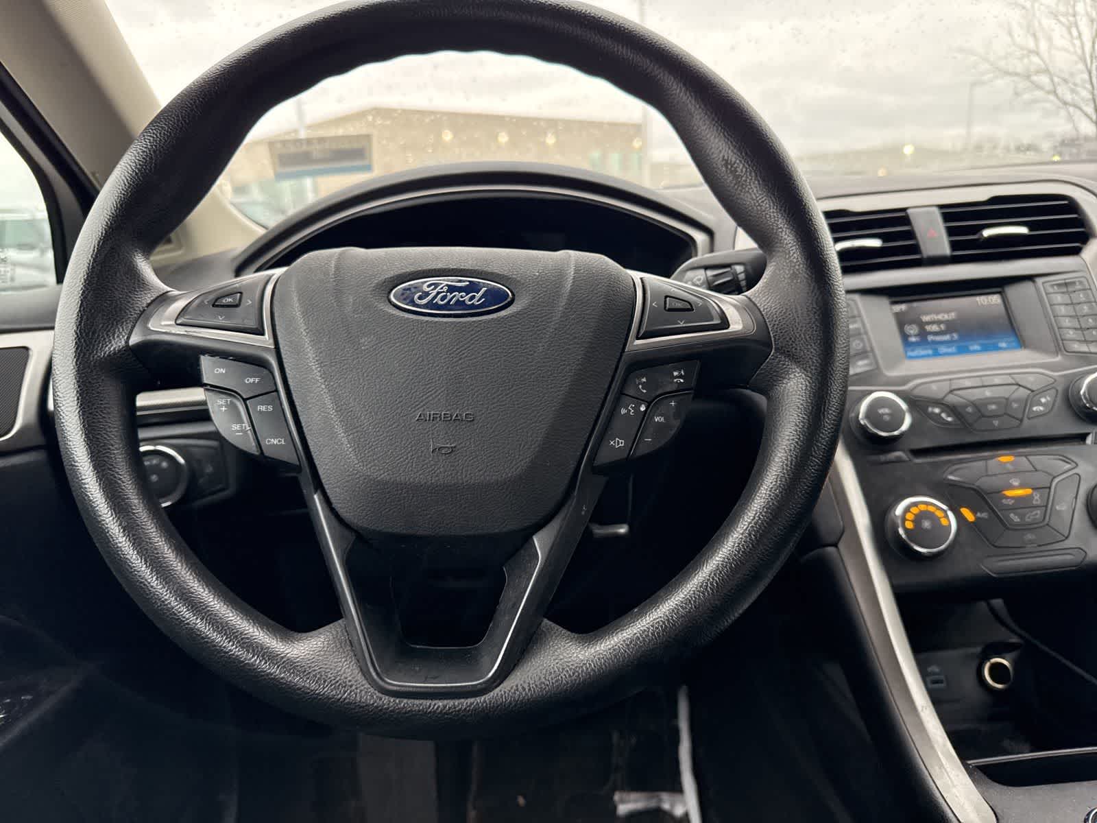 Thumbnail: 2017 Ford Fusion - 20