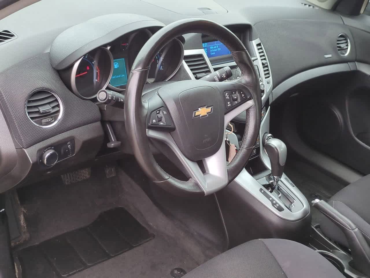 Thumbnail: 2014 Chevrolet Cruze - 2
