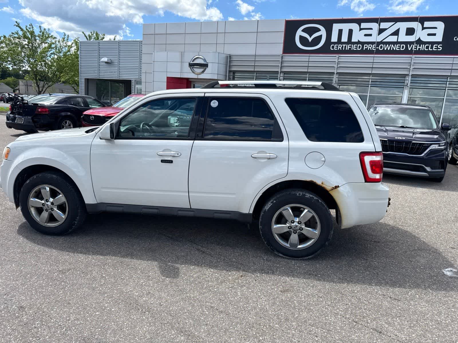 Thumbnail: 2010 Ford Escape - 8