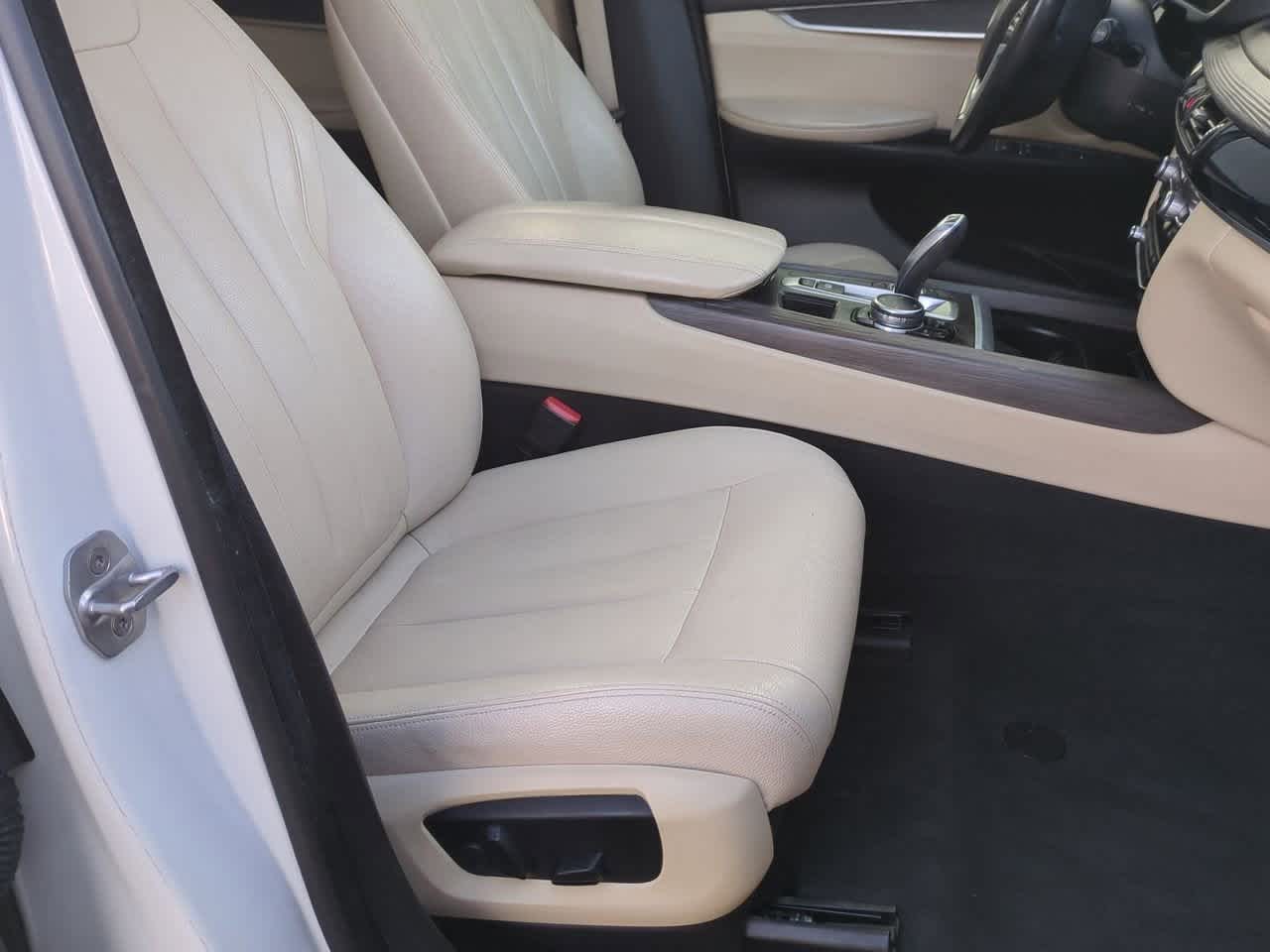 Thumbnail: 2016 BMW X5 - 22