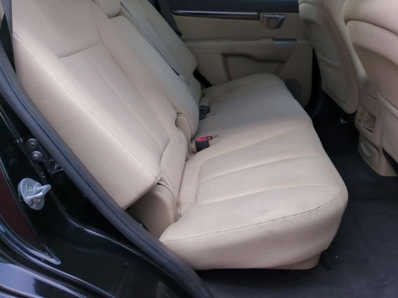 Thumbnail: 2012 Hyundai Santa Fe - 18