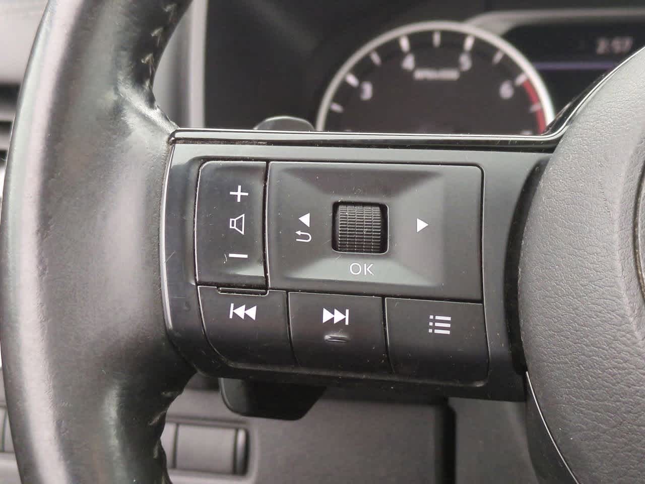 Thumbnail: 2021 Nissan Rogue - 24