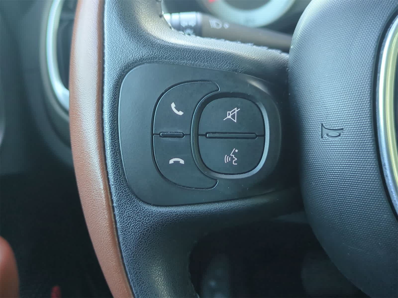 Thumbnail: 2014 Fiat 500L - 22