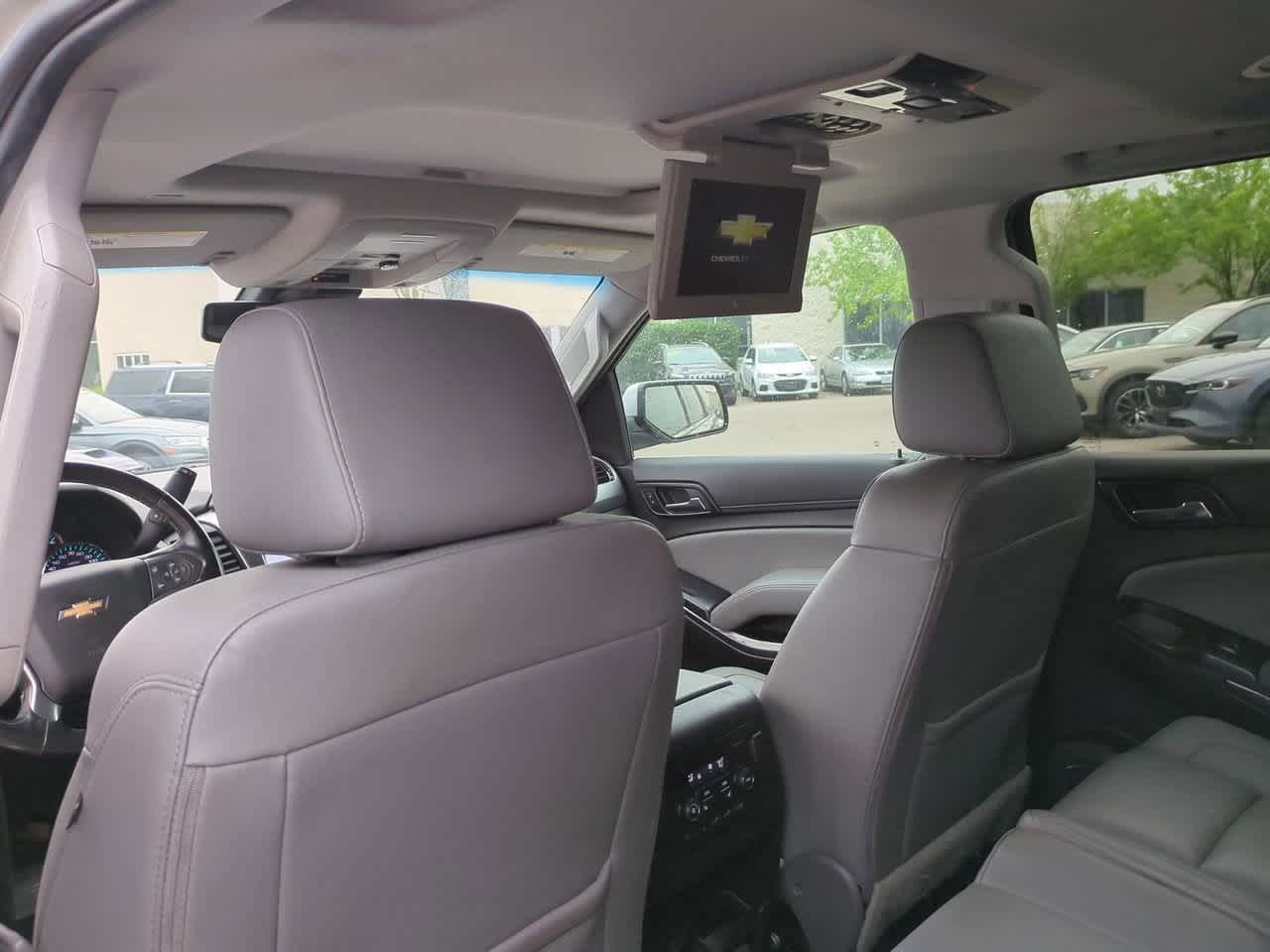 Thumbnail: 2019 Chevrolet Suburban - 17