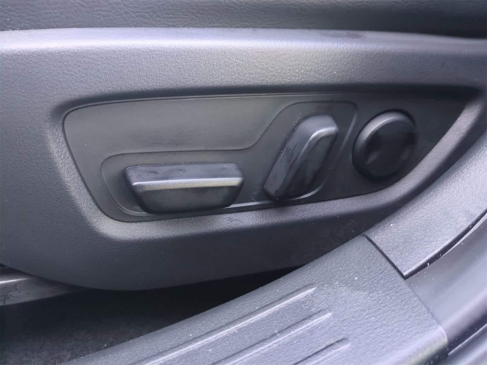 Thumbnail: 2026 Mazda CX-50 - 16