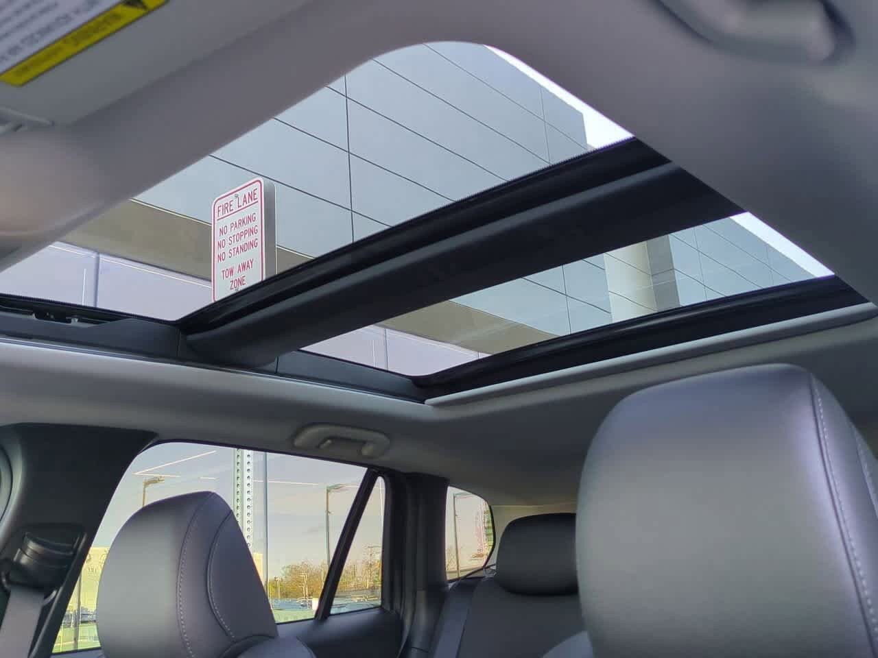 Thumbnail: 2026 Mazda CX-50 - 17