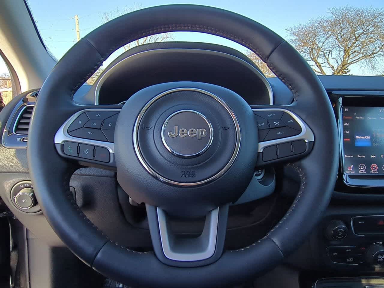 Thumbnail: 2018 Jeep Compass - 19