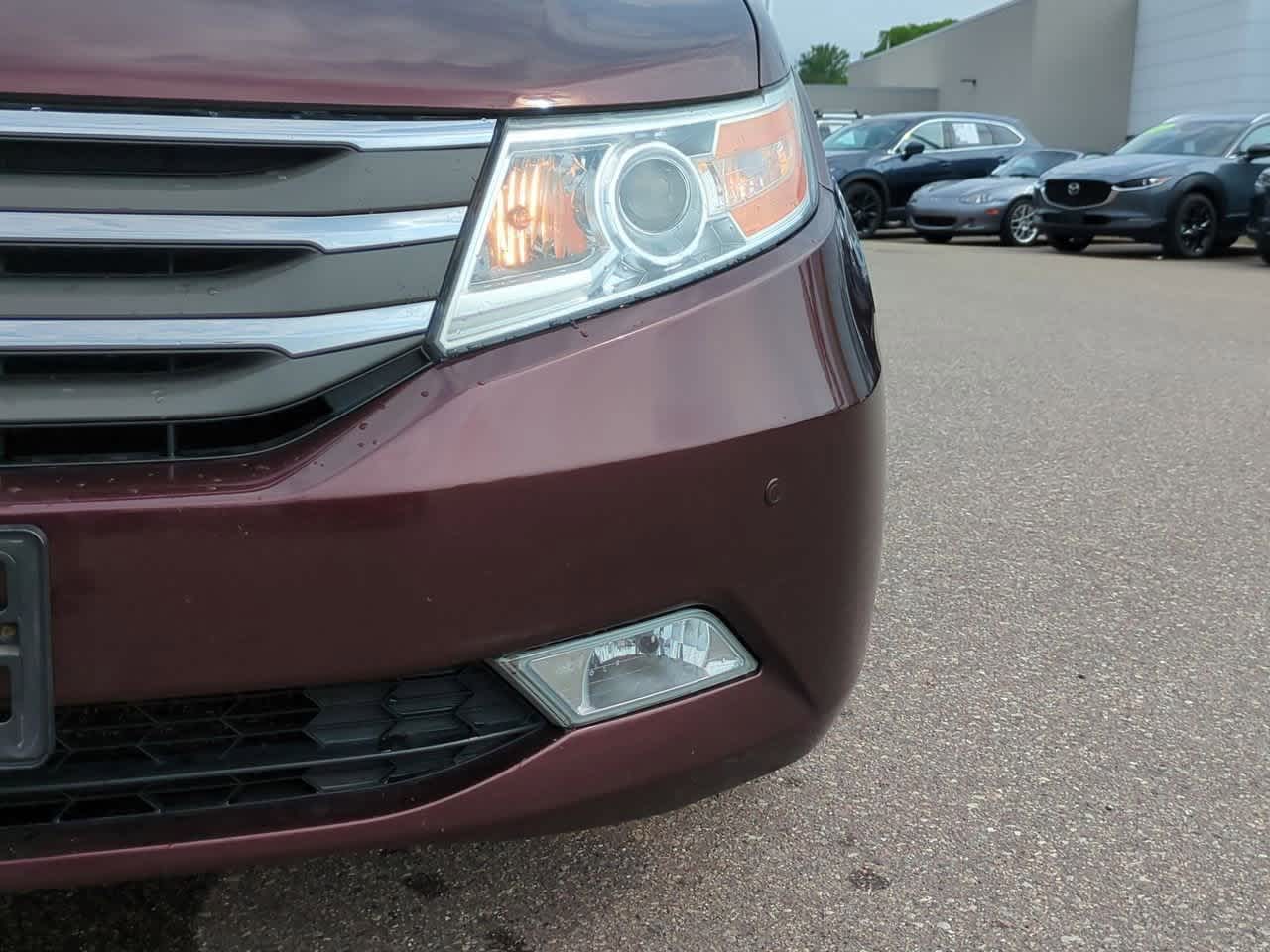 Thumbnail: 2011 Honda Odyssey - 10