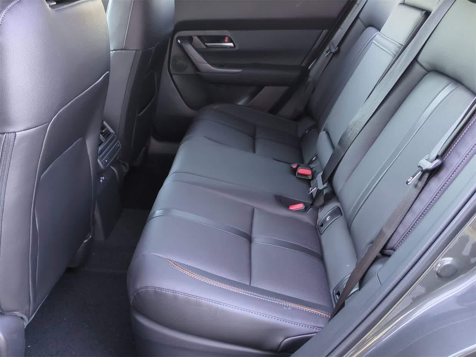 Thumbnail: 2026 Mazda CX-50 - 19