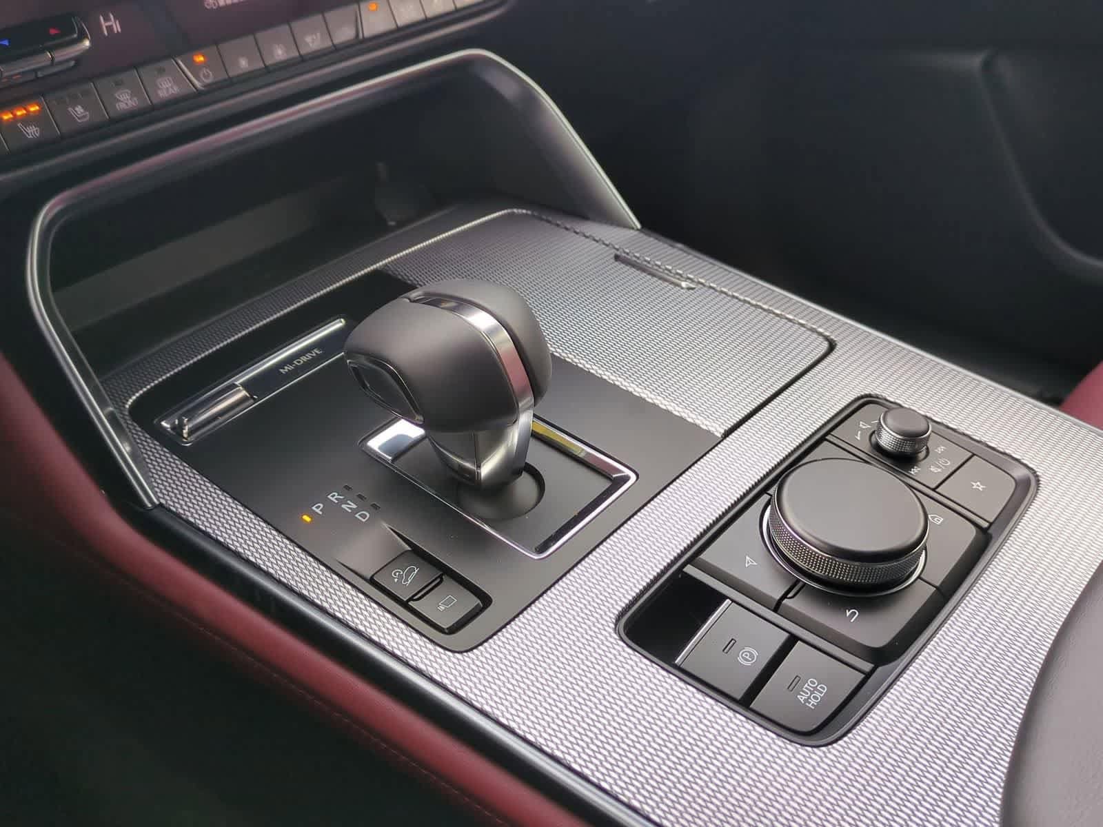 Thumbnail: 2026 Mazda CX-70 - 33