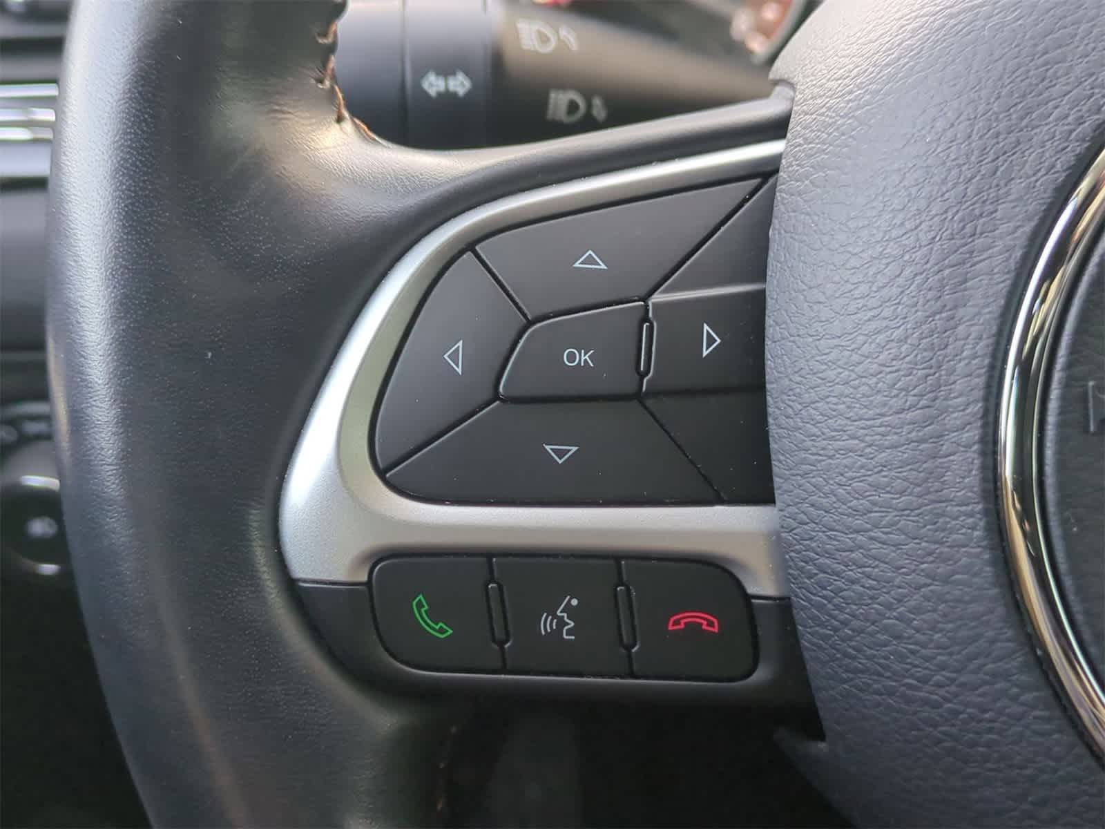 Thumbnail: 2020 Jeep Compass - 22