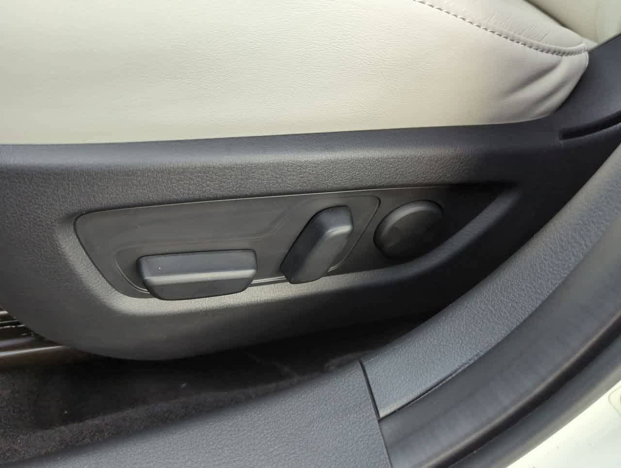 Thumbnail: 2025 Mazda CX-30 - 15