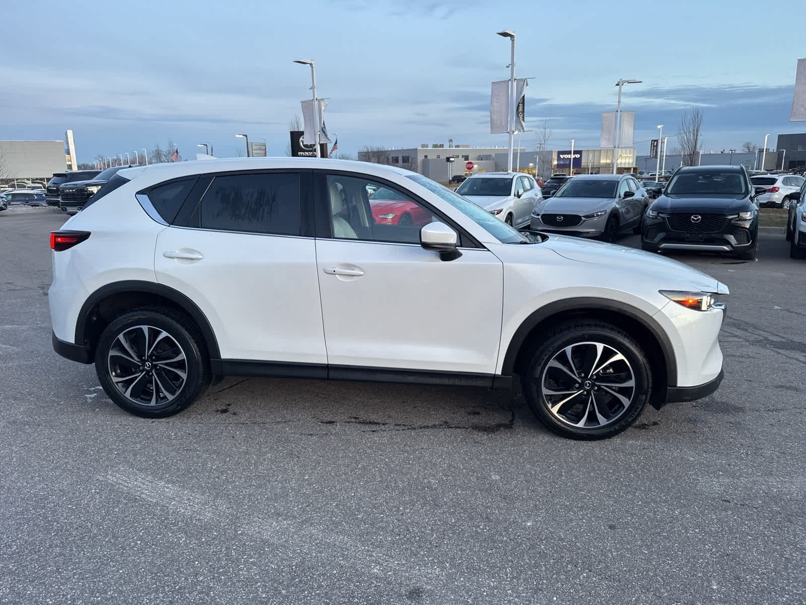 Thumbnail: 2023 Mazda CX-5 - 4