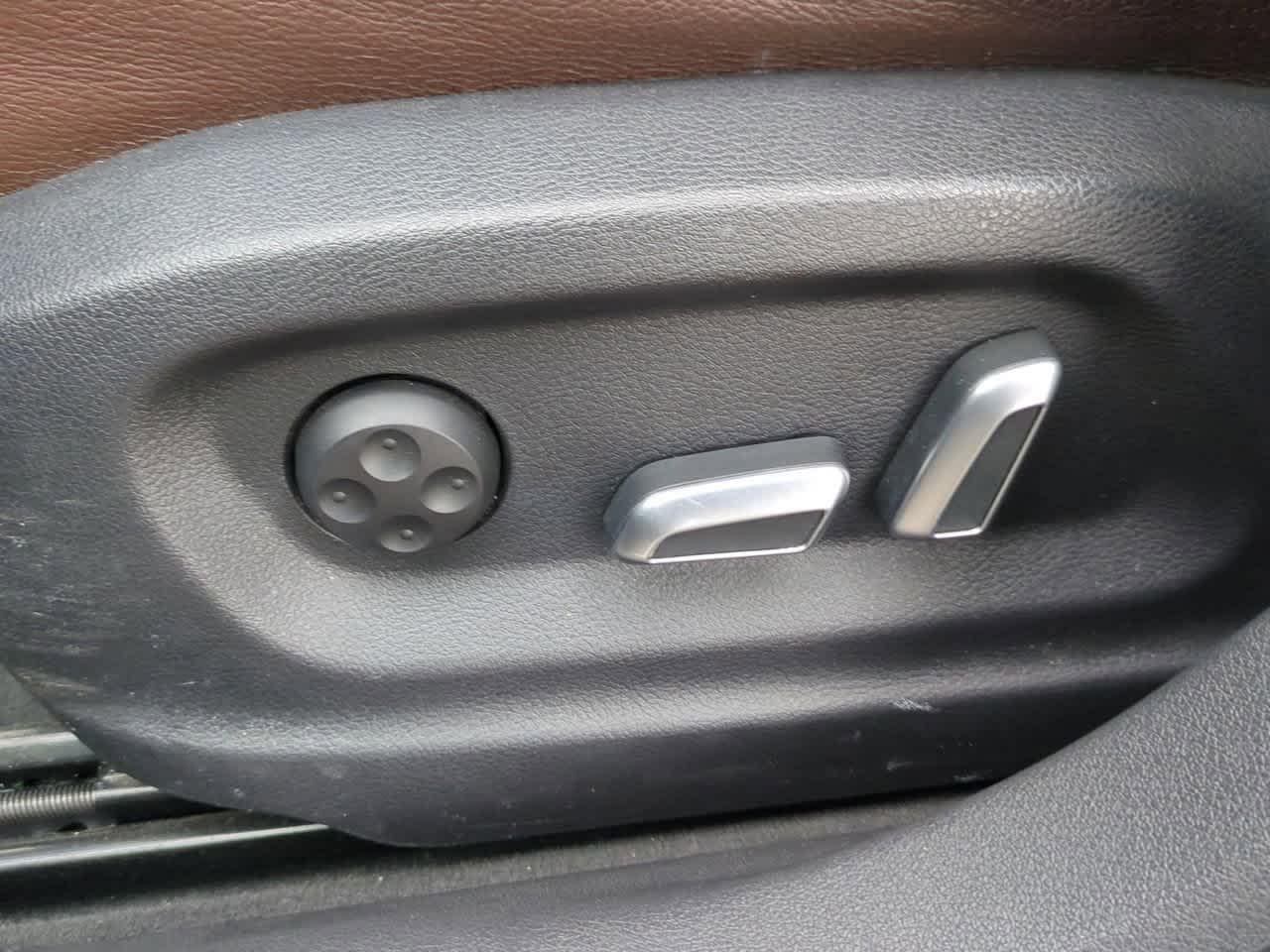 Thumbnail: 2016 Audi Q3 - 15