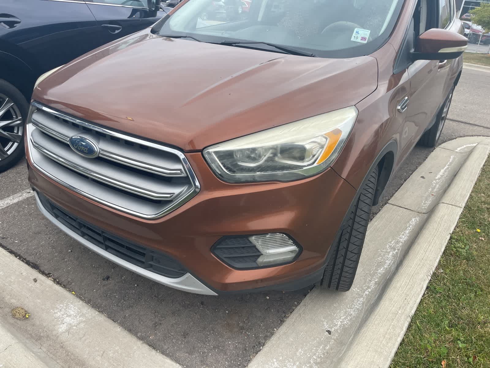 Thumbnail: 2017 Ford Escape - 4