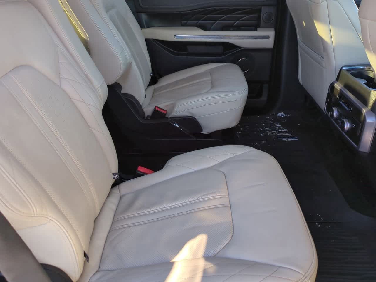 Thumbnail: 2018 Ford Expedition - 21