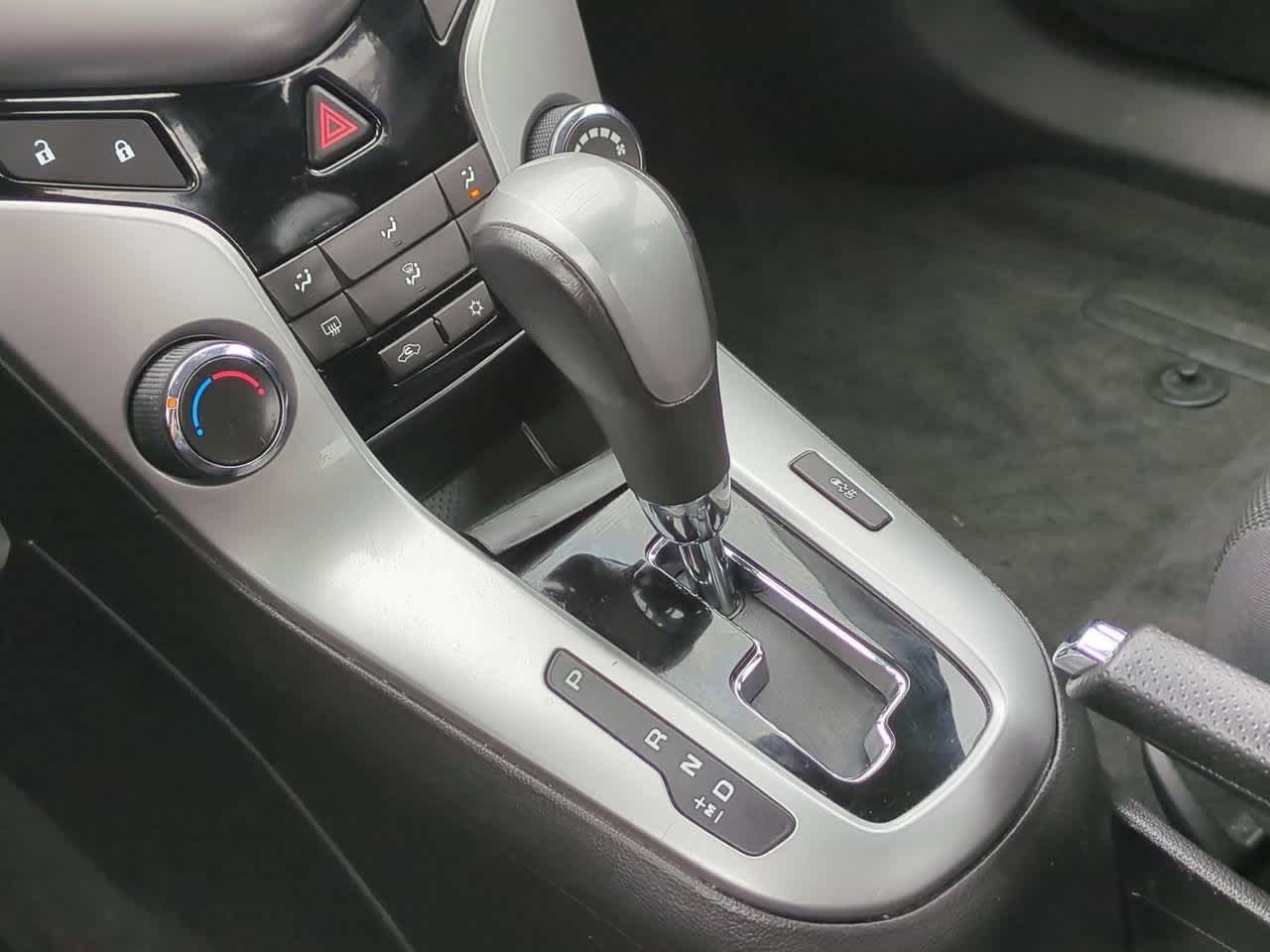 Thumbnail: 2014 Chevrolet Cruze - 27