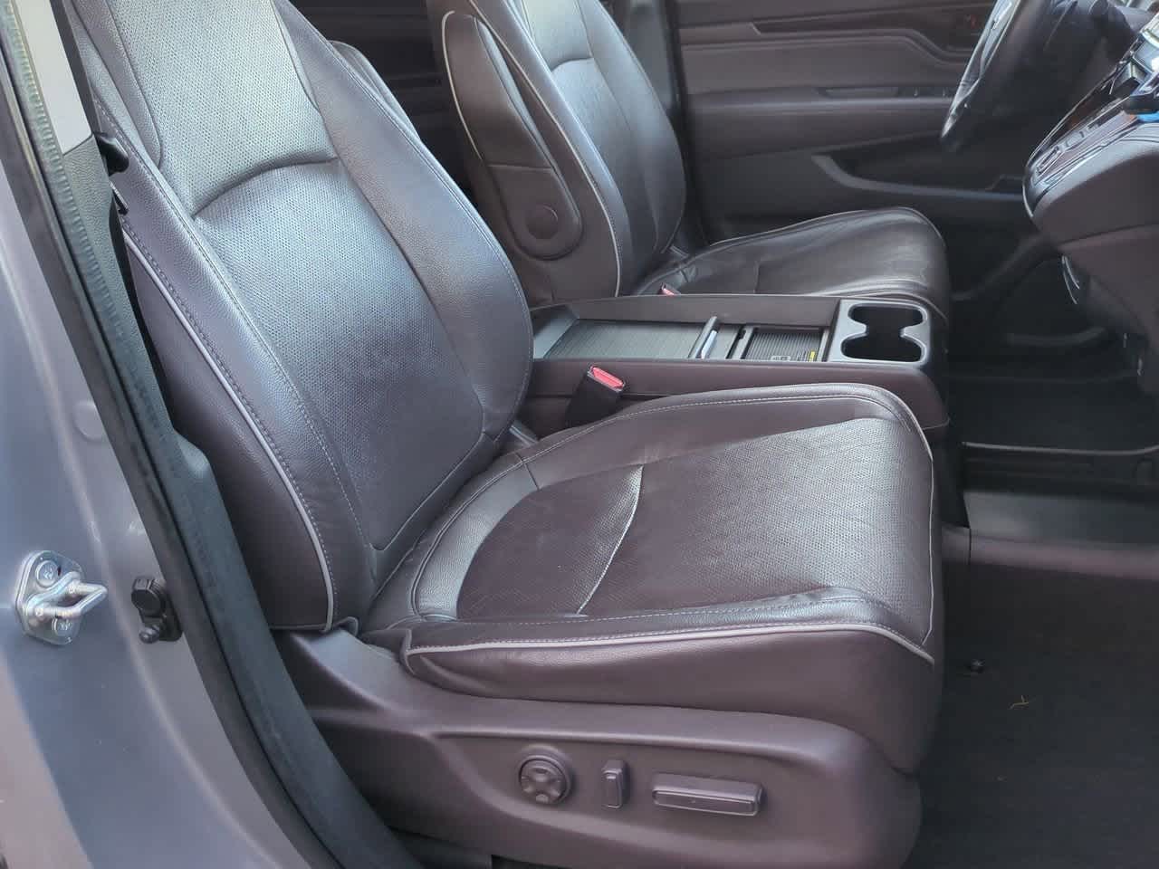 Thumbnail: 2021 Honda Odyssey - 22