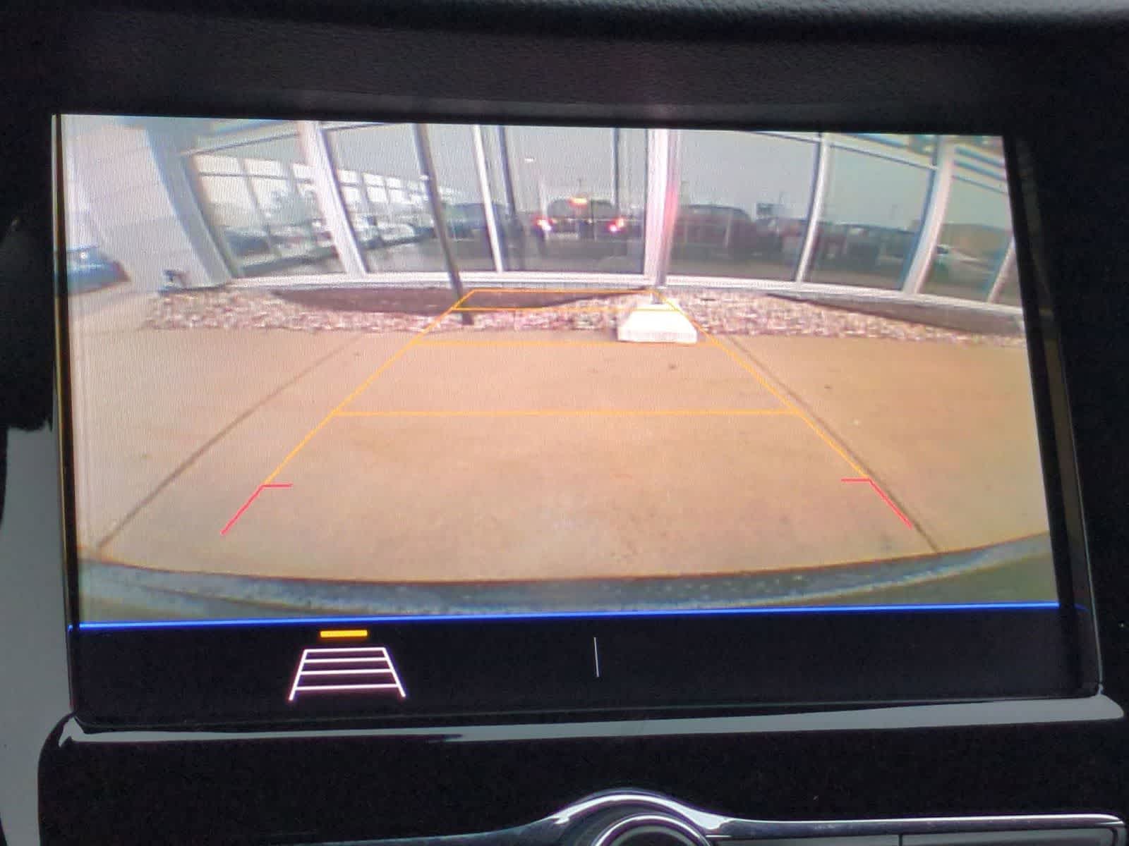 Thumbnail: 2022 Chevrolet Trax - 27