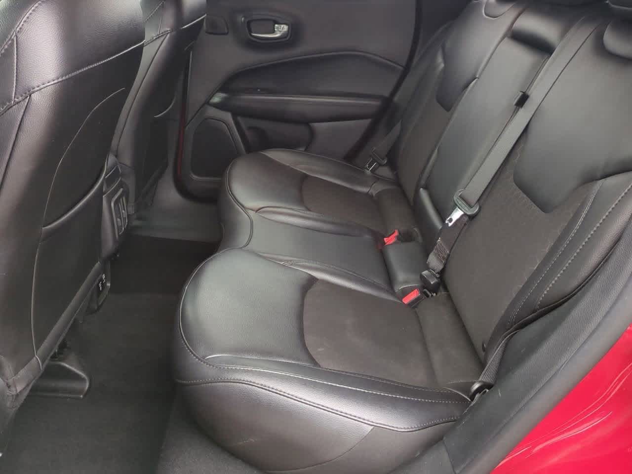 Thumbnail: 2020 Jeep Compass - 18