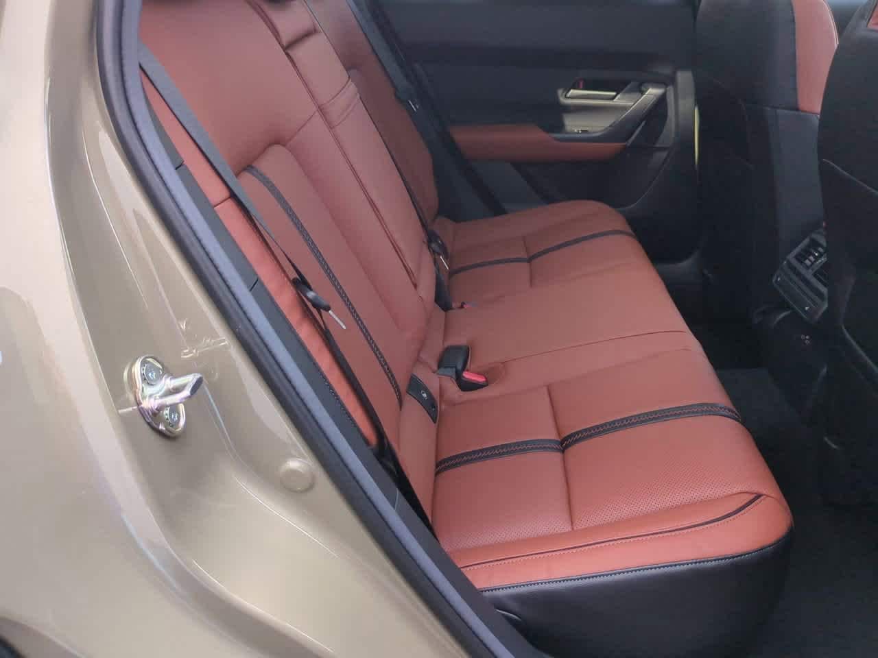 Thumbnail: 2025 Mazda CX-50 - 19