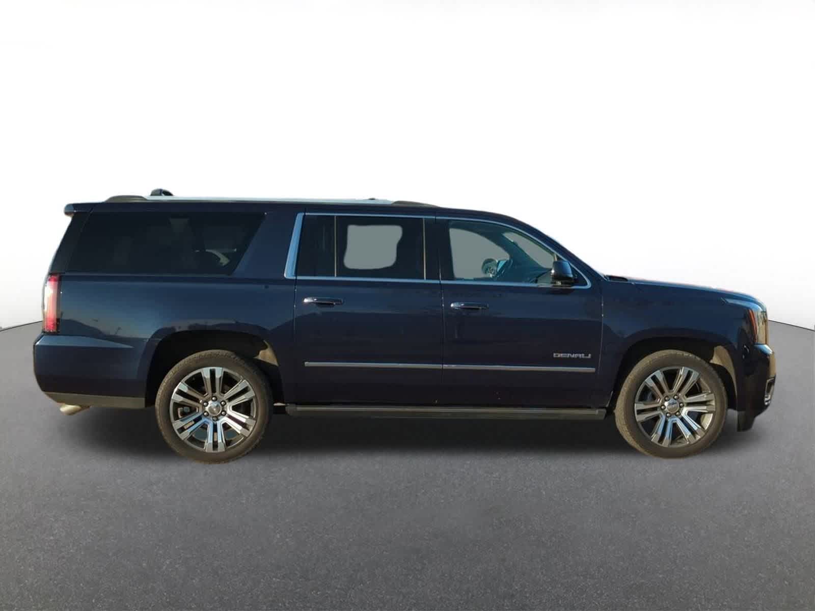 Thumbnail: 2018 GMC Yukon XL - 7