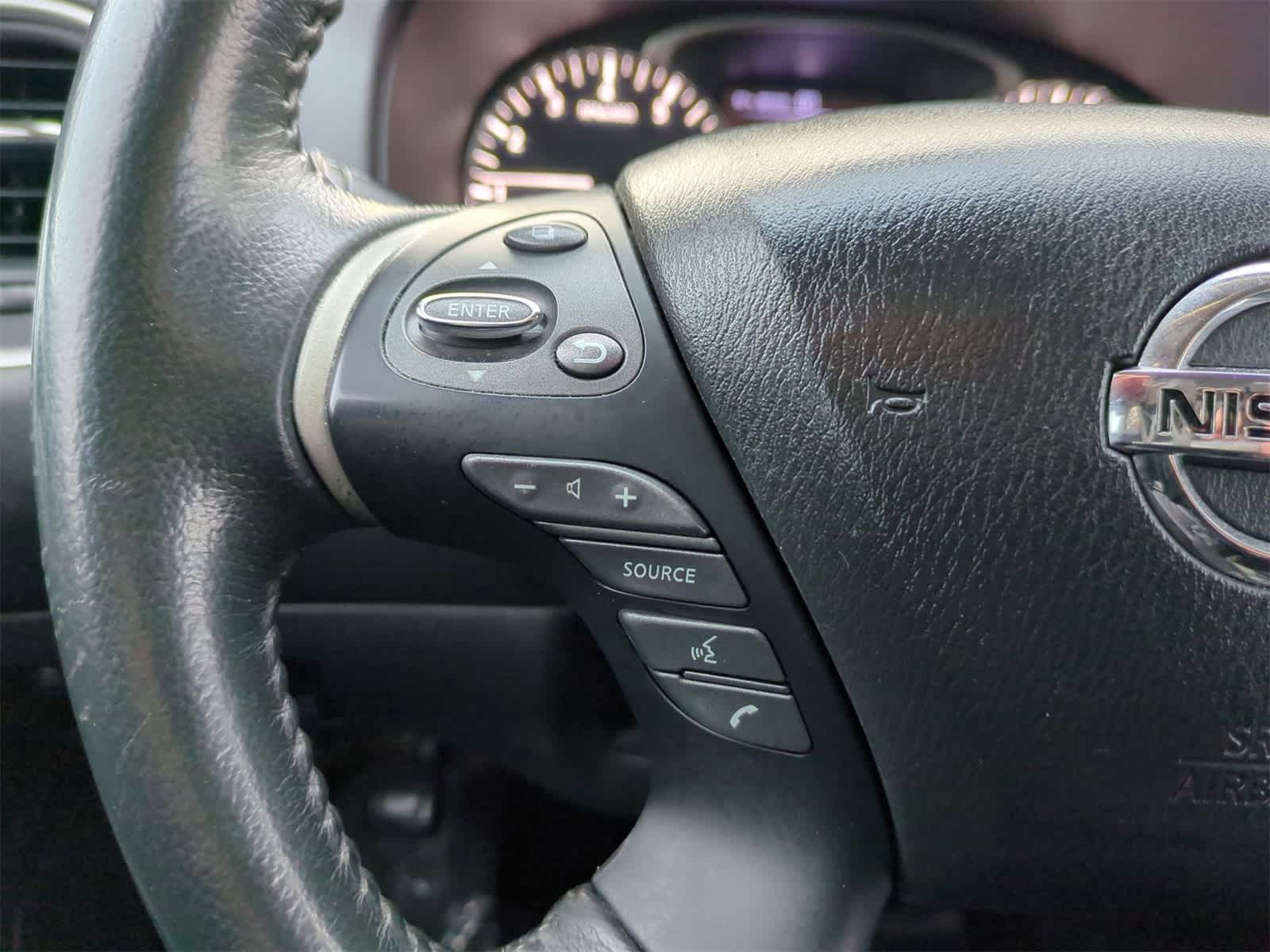 Thumbnail: 2018 Nissan Pathfinder - 25