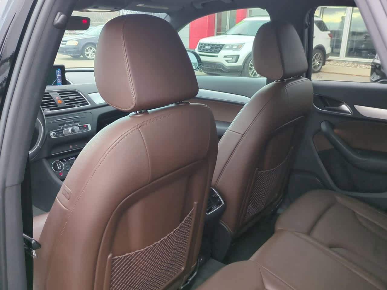 Thumbnail: 2016 Audi Q3 - 16