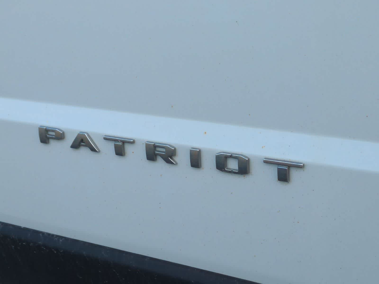 Thumbnail: 2016 Jeep Patriot - 12
