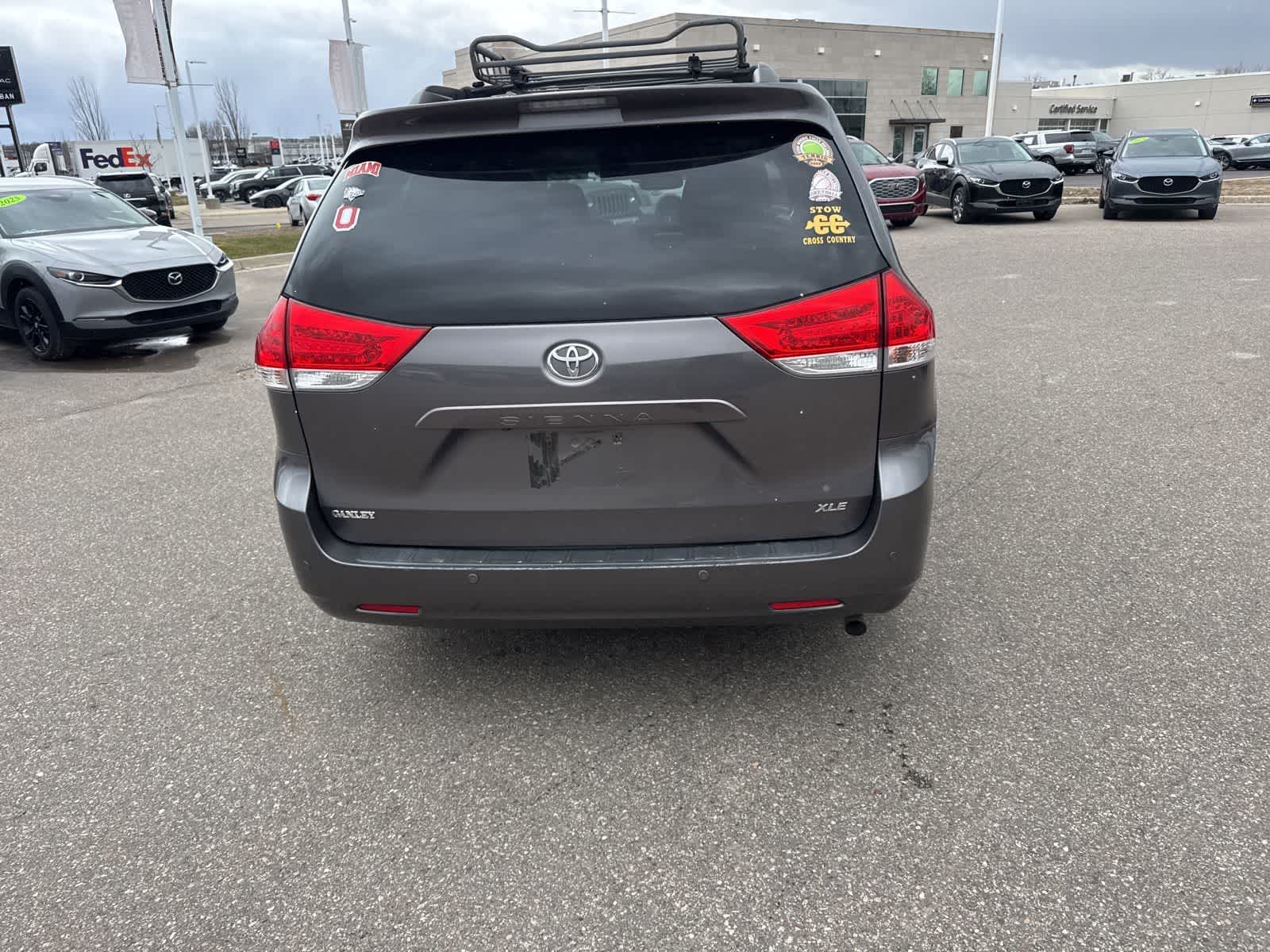 Thumbnail: 2013 Toyota Sienna - 6