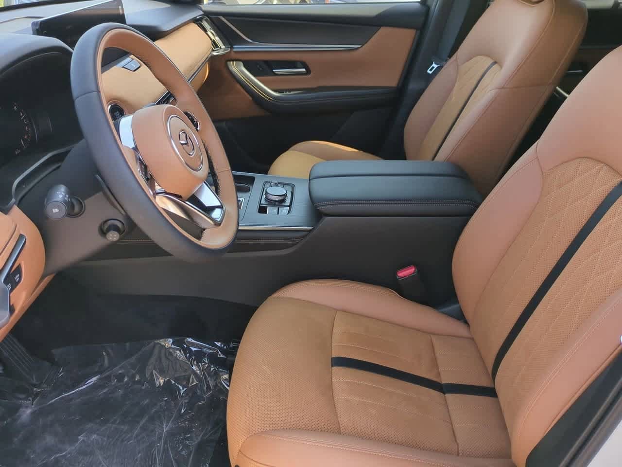 Thumbnail: 2025 Mazda CX-70 - 15