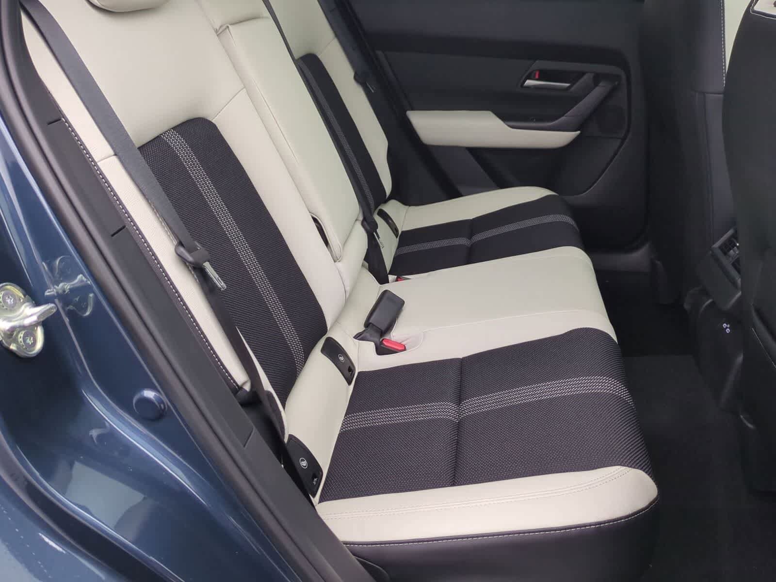 Thumbnail: 2026 Mazda CX-50 - 20