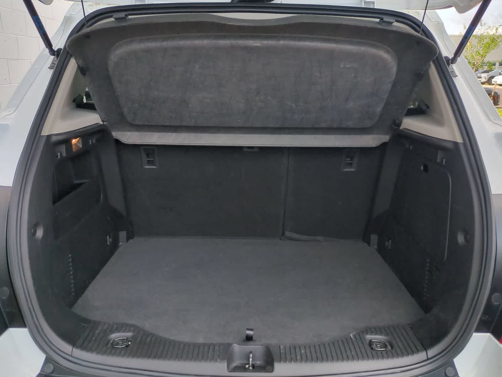 Thumbnail: 2016 Chevrolet Trax - 31